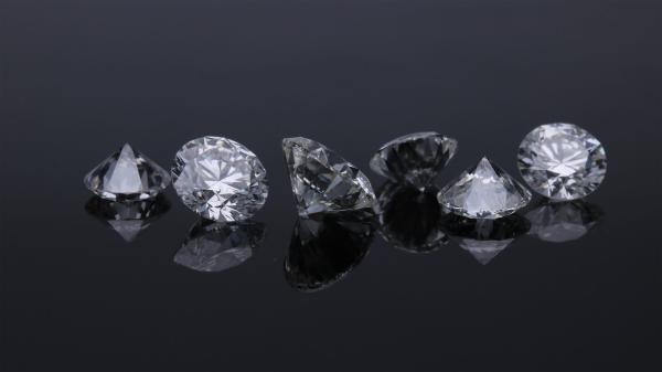 What To Look For In A Round Diamond